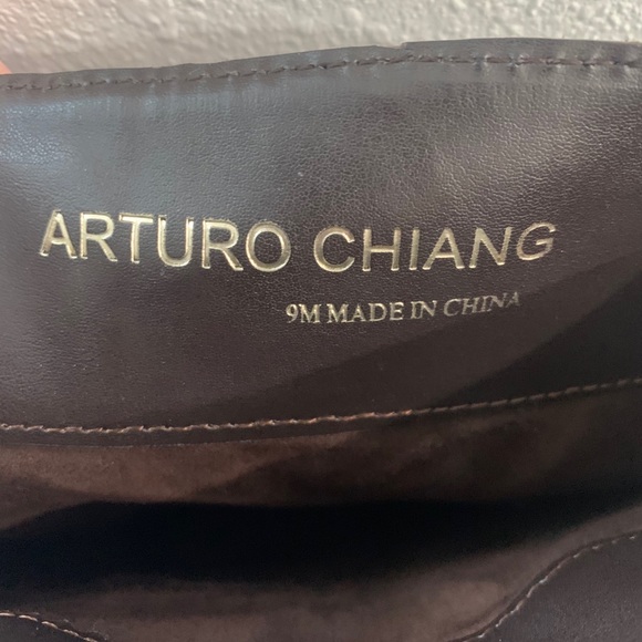 Gently used adorable boots! - Picture 4 of 4